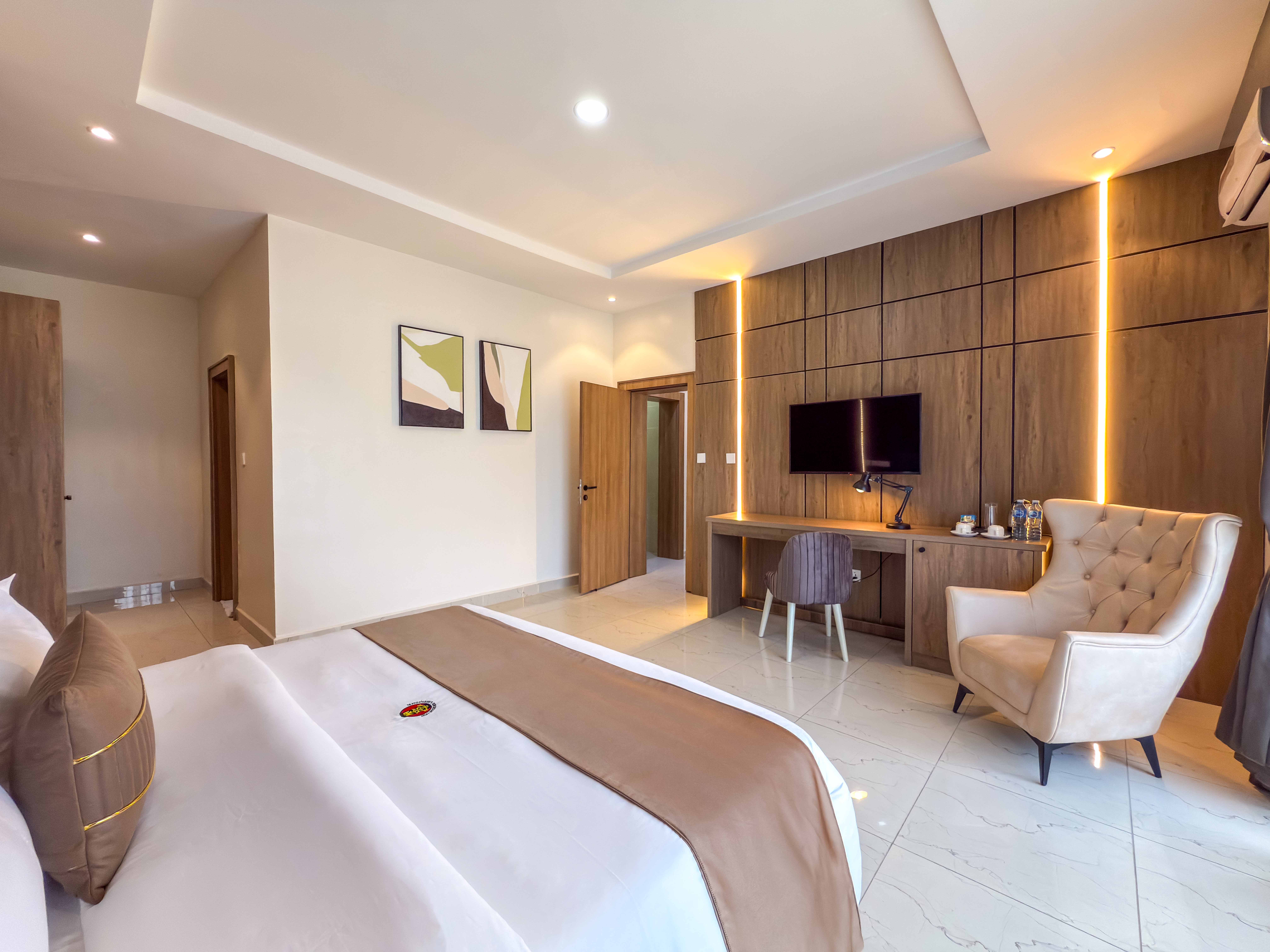 Executive Suite image